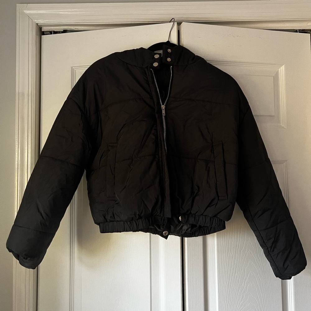 Cropped Puffer Jacket